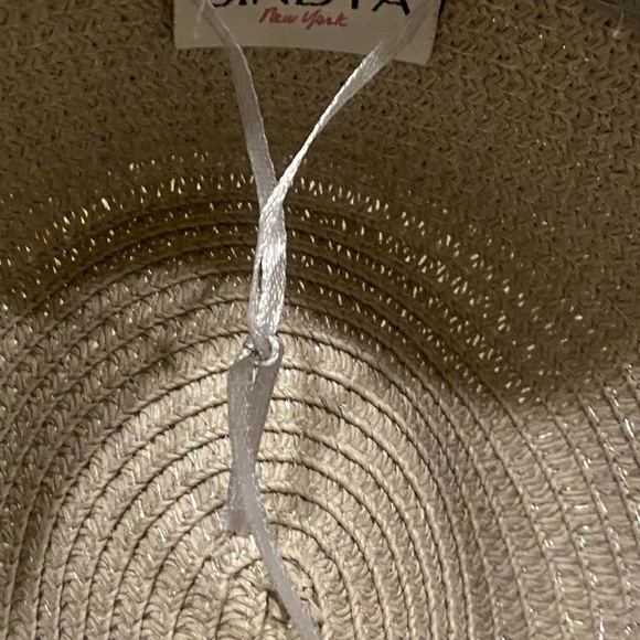 Sun hat - Picture 5 of 5